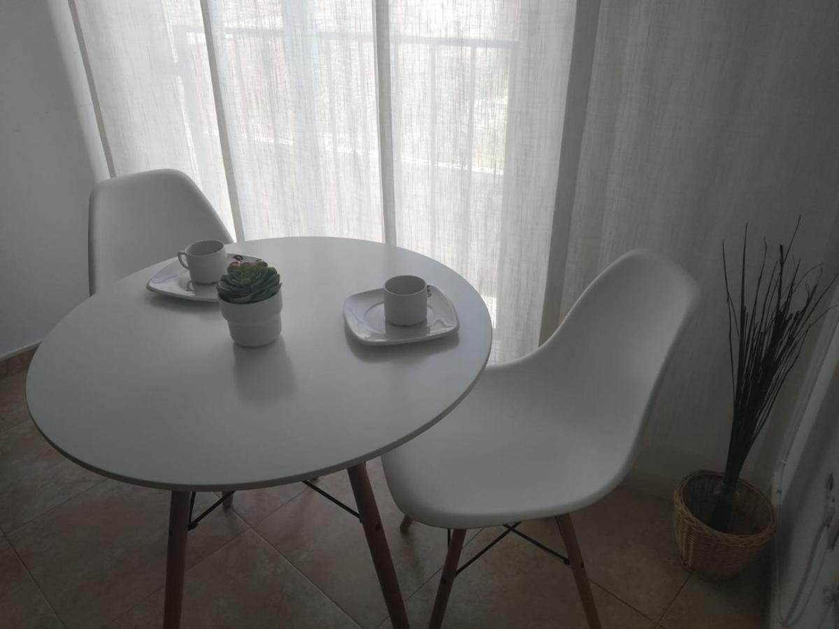 Love Rent4 Malaga Spiteri Dış mekan fotoğraf